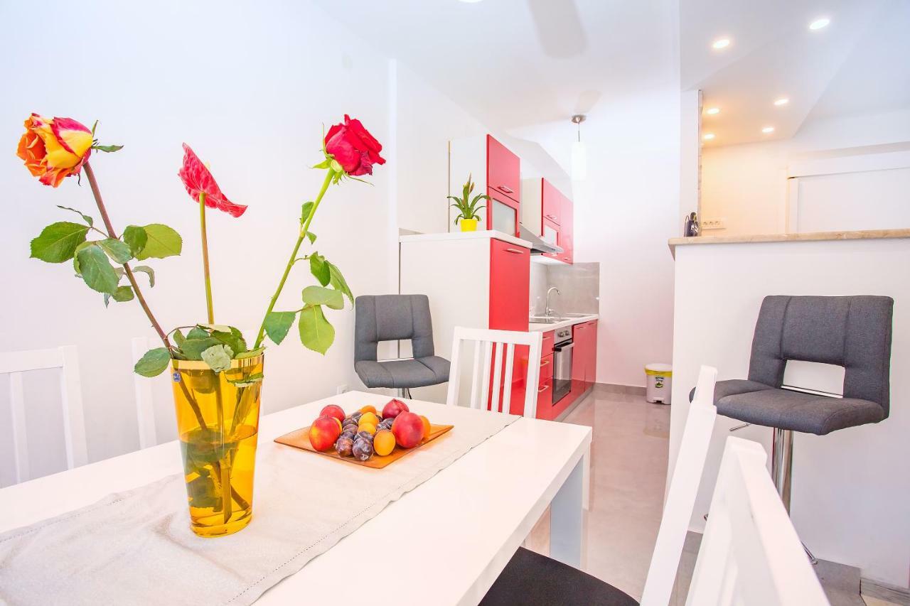 Kate Apartamento Omiš Exterior foto